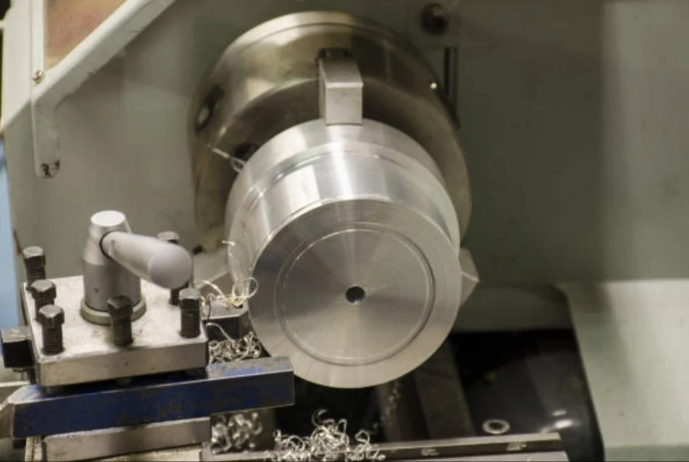 Proces toczenia i frezowania aluminium