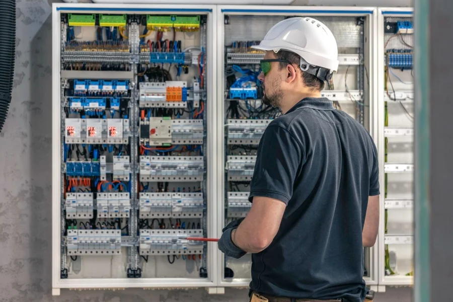 prefabrykowane rozdzielnice elektryczne